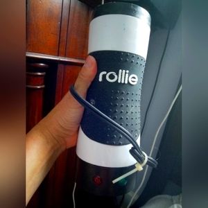 Rollie egg maker